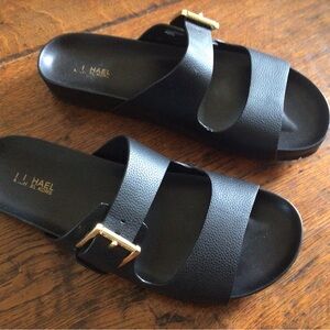Michael Michael kors Sandals with Gold Buckle in black size 9